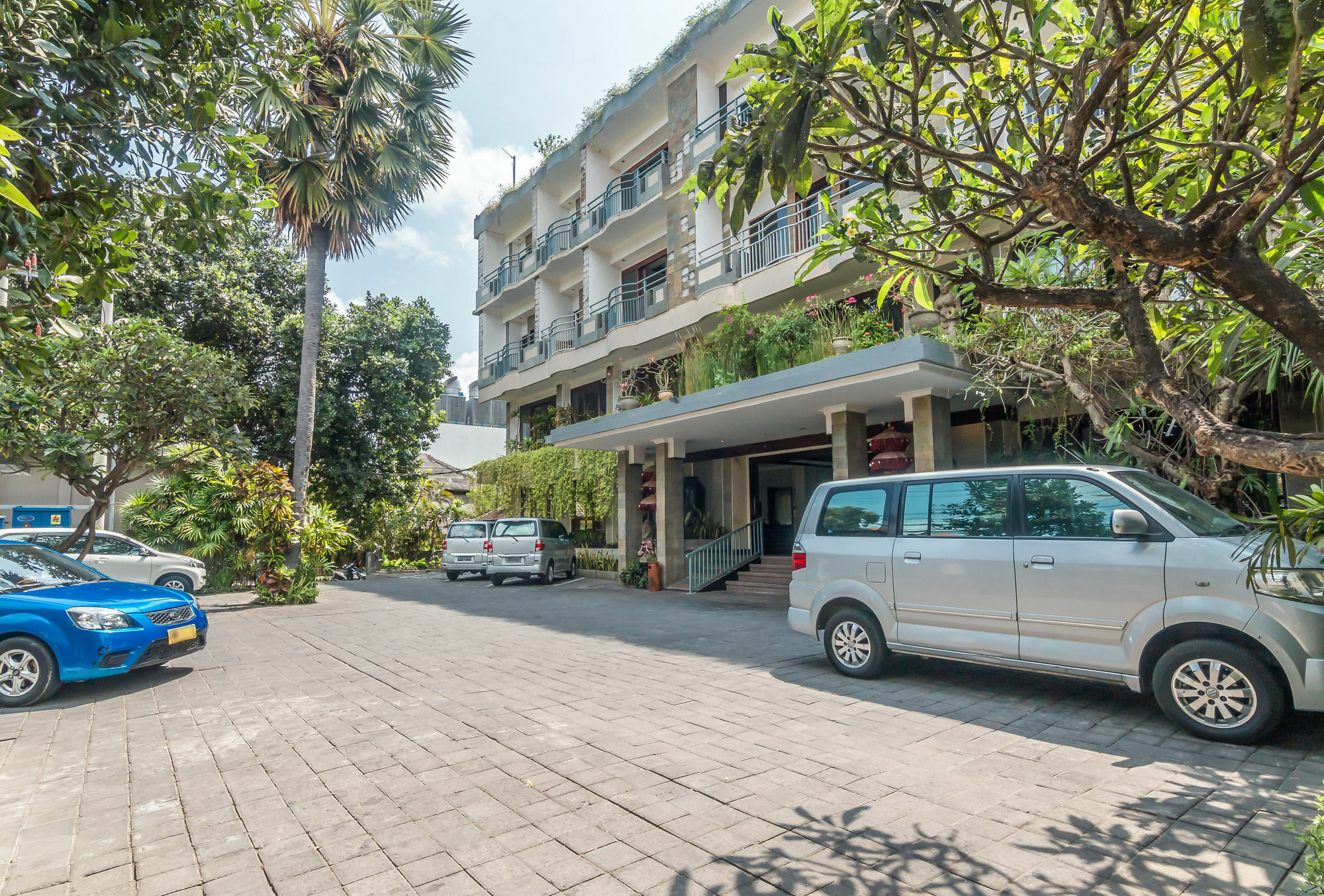 Zen Rooms Legian Melasti Kuta  Ngoại thất bức ảnh