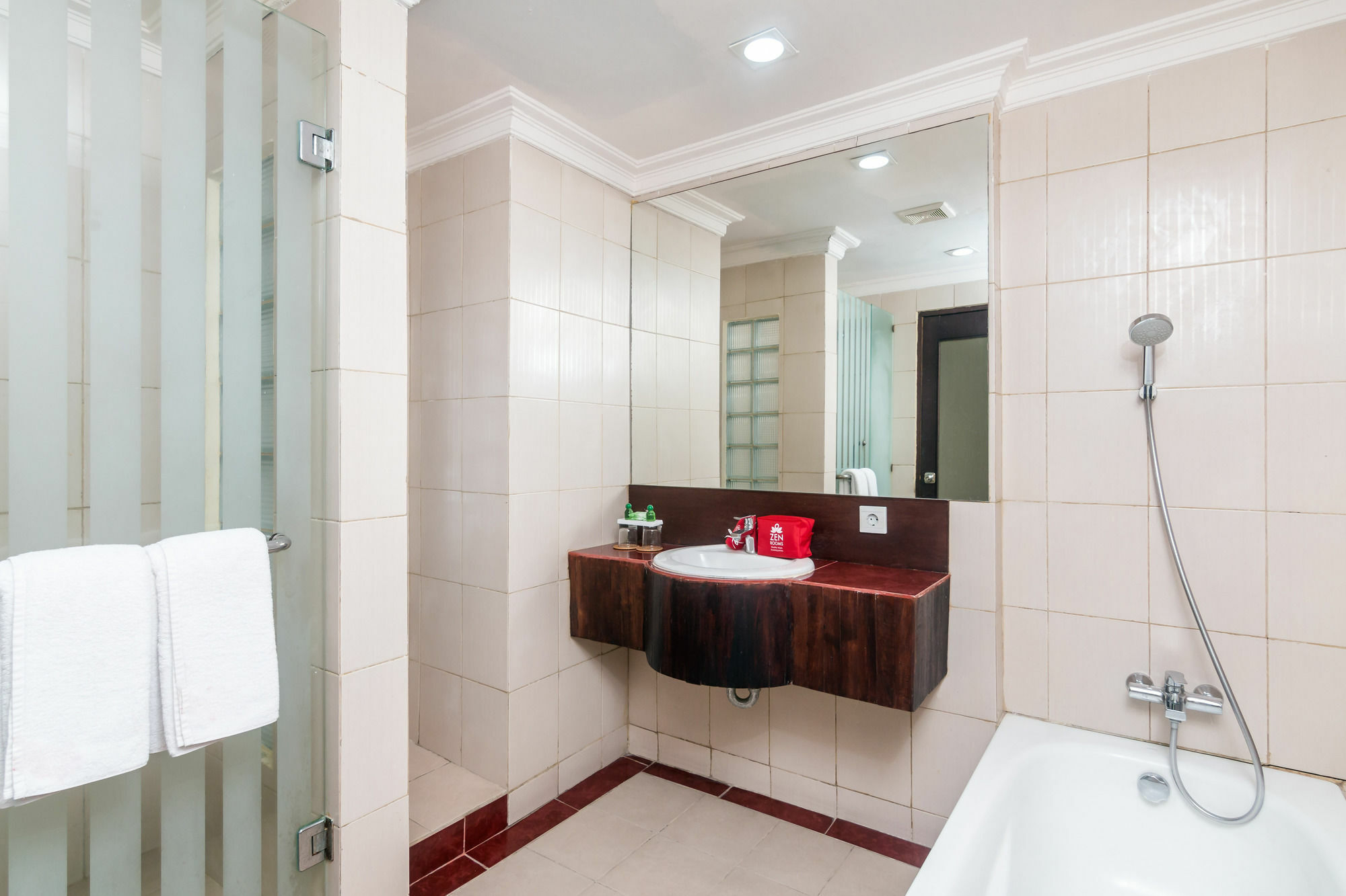 Zen Rooms Legian Melasti Kuta  Ngoại thất bức ảnh